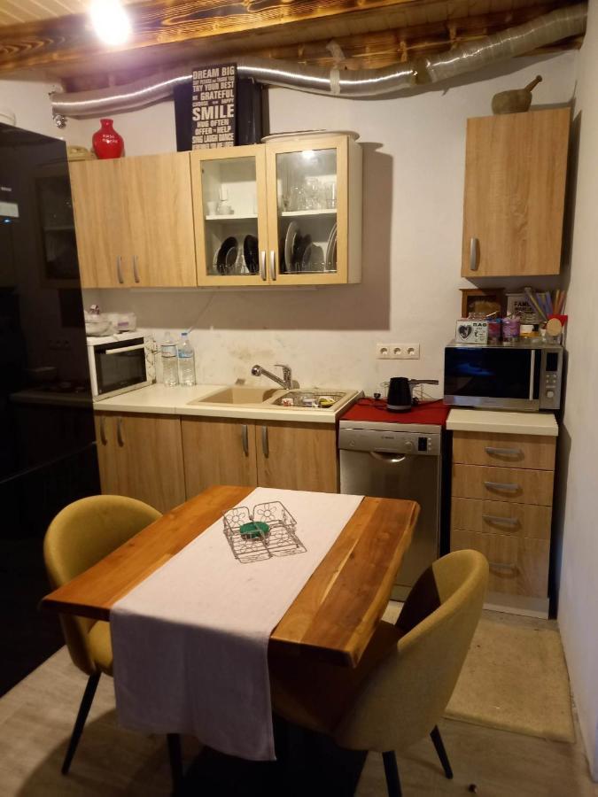 Ferienwohnung Fofi Agioi Deka  Exterior foto